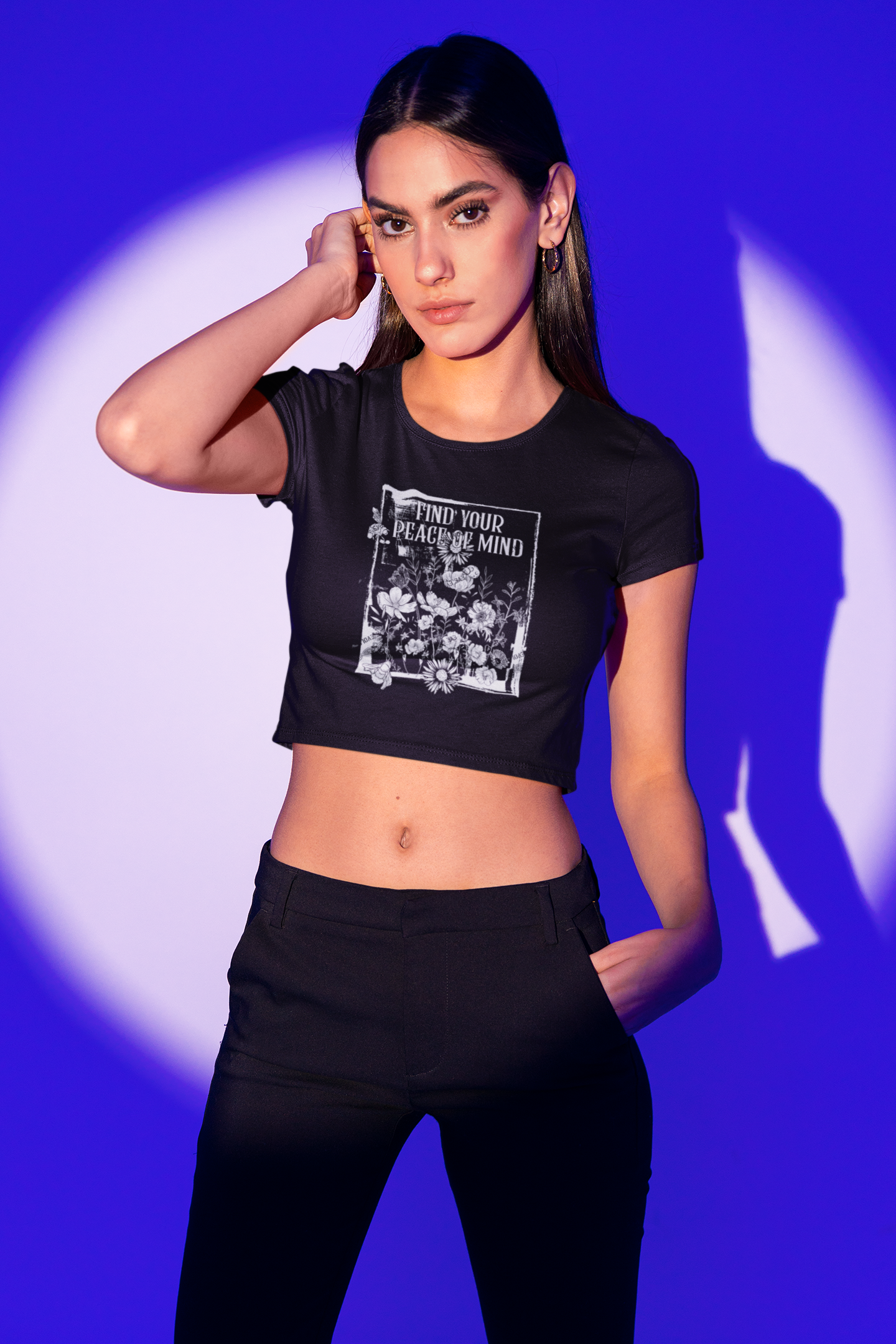 “Peace of Mind” Premium Graphic Crop Tee – ASTER Women’s Edit