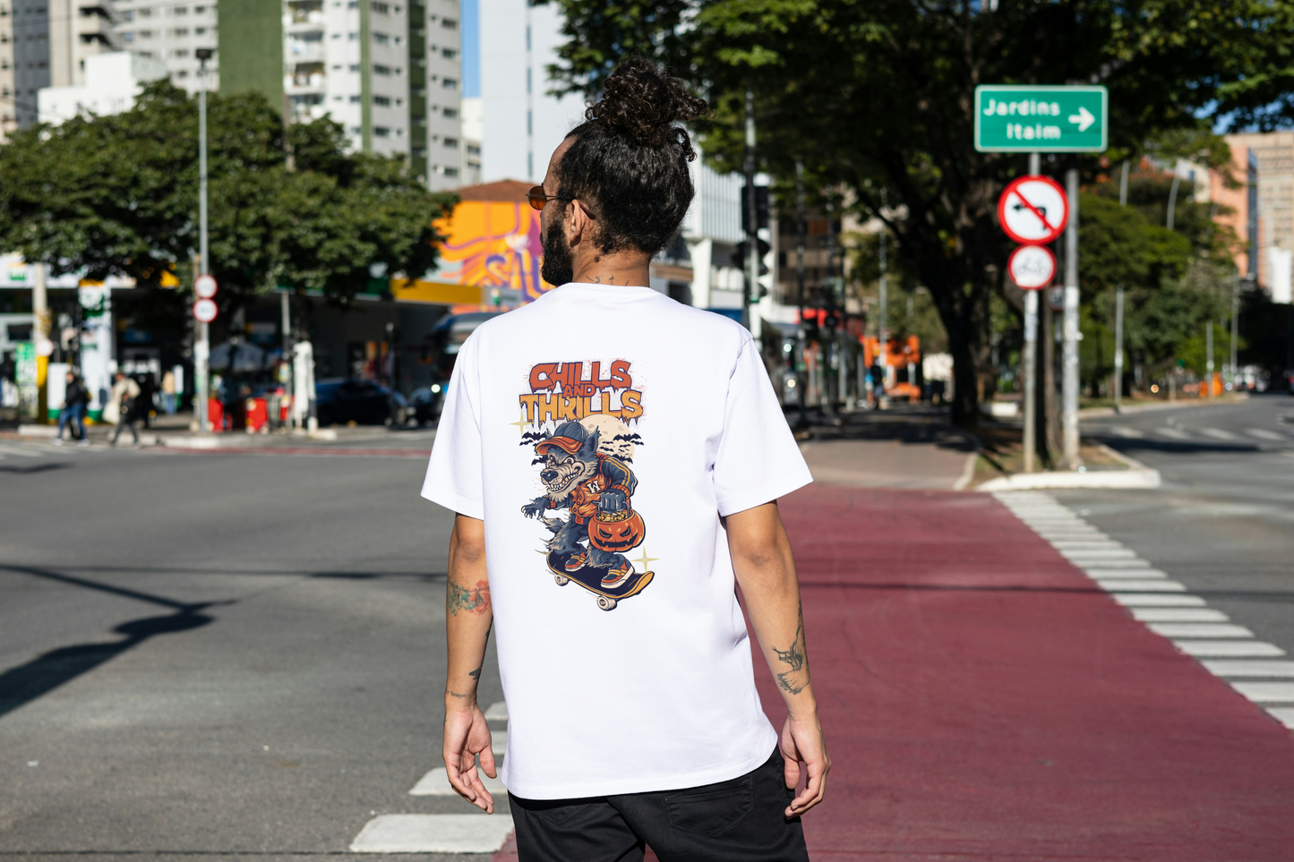 Chills and Thrills - Werewolf Skate Oversized T-shirt