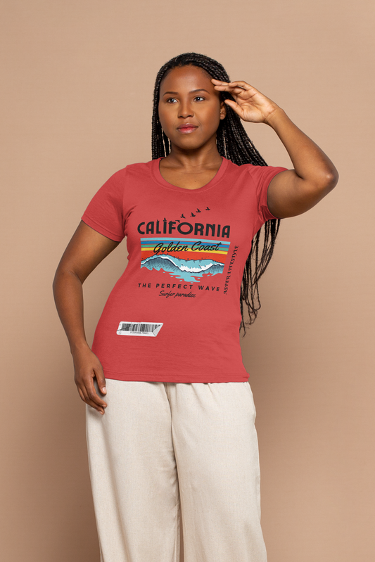 “CALIFORNIA GOLDEN COAST” Oversized Graphic Tee for Women – ASTER STORE Exclusive