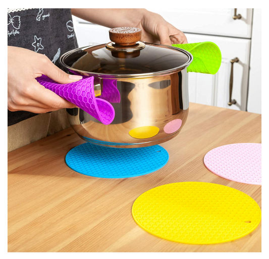 Mat for Hot Pots and Pans Food-Safe Heat-Resistant and Eco-Friendly Silica Gel Anti Hot Heat Resistant Round Pot Holder Disc Pads(Multicolor) (4)